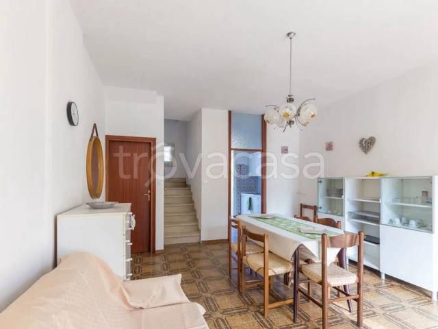 Villa in affitto a Comacchio viale Dante Alighieri, 30, terrazzo, lavatrice, balcone TrovaCasa