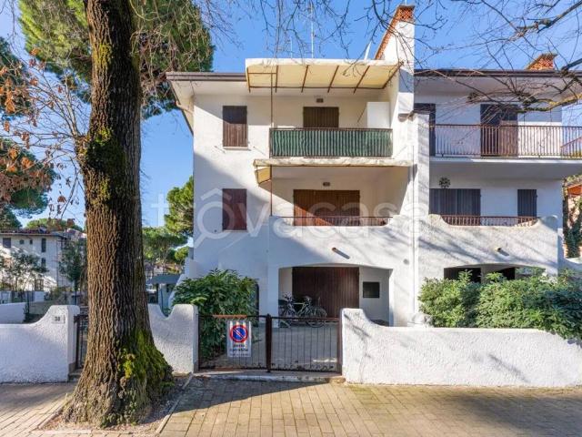 Villa in affitto a Comacchio viale Ugo Foscolo, 38, giardino, lavatrice, terrazzo abitabile/ampio TrovaCasa