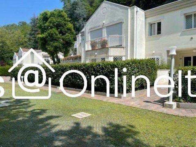 Villa in affitto a Camaiore LU