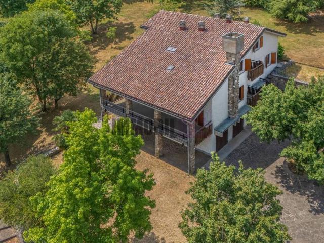 Villa in affitto a Canossa RE
