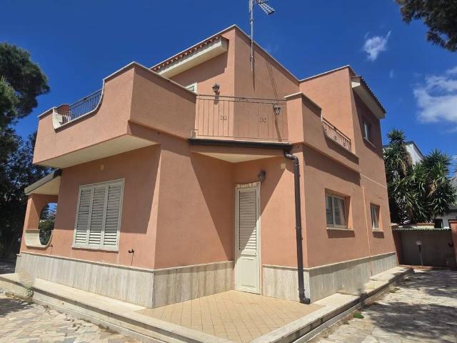 Villa in affitto a Capaci PA