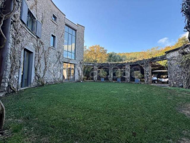Villa in affitto a Capalbio località Giardino No Number, terrazzo, piscina, campo da tennis TrovaCasa