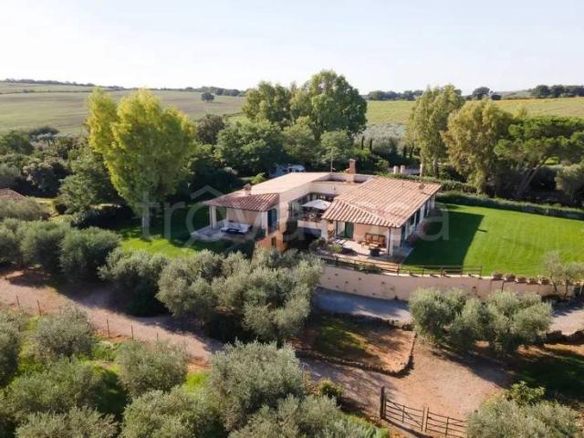 Villa in affitto a Capalbio strada Poggio la Pescia, arredato, giardino privato, posto auto TrovaCasa