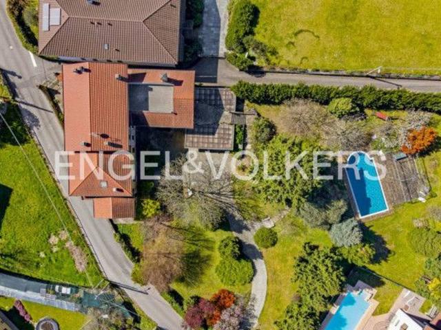 Villa in affitto a Caravate