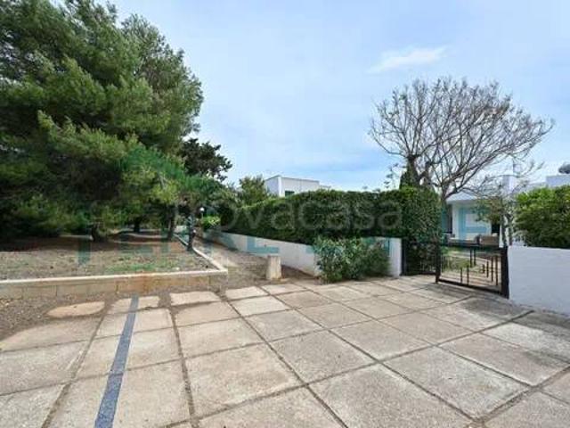 Villa in affitto a Carovigno residence Riva Marina, 2 55/21, giardino, luminoso, veranda TrovaCasa