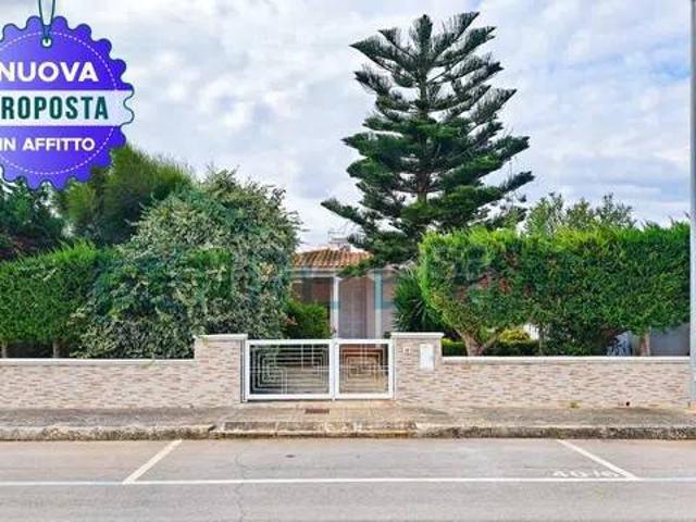 Villa in affitto a Carovigno riva Marina 2 No Number, giardino privato, terrazzo, luminoso TrovaCasa