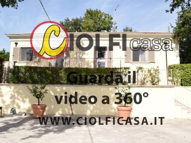 Villa in affitto a Cassino via Peola, arredato, giardino, panoramica TrovaCasa