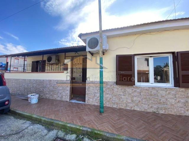 Villa in affitto a Castel Volturno CE