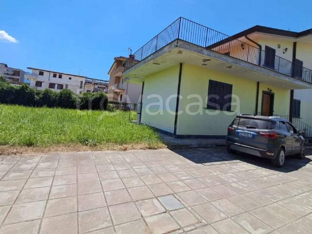 Villa in affitto a Castello di Cisterna madonna stella snc, giardino privato, terrazzo, piscina TrovaCasa
