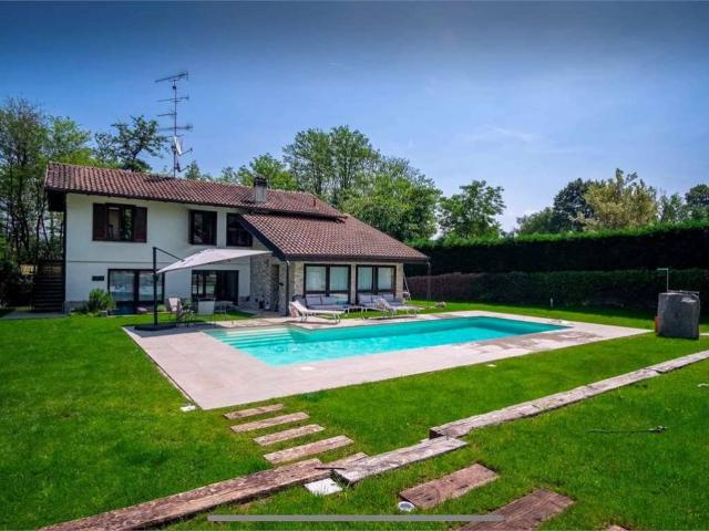 Villa in affitto a Castelletto Sopra Ticino NO