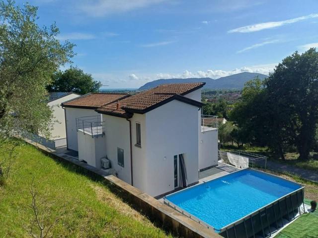 Villa in affitto a Castelnuovo Magra