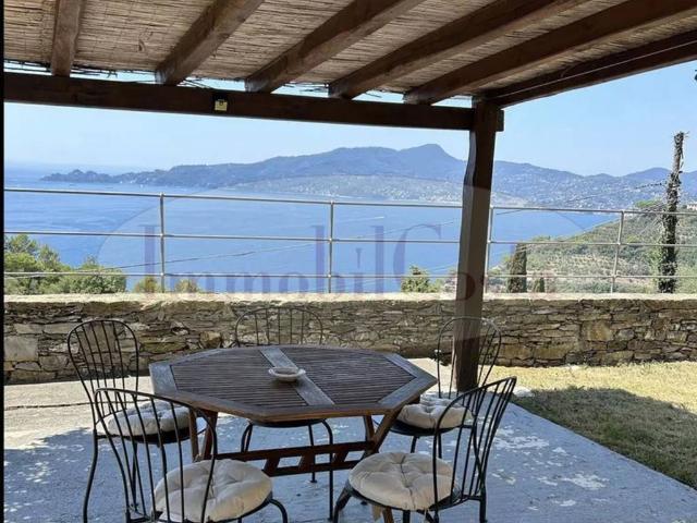 Villa in affitto a Chiavari, giardino, terrazzo, vista mare TrovaCasa