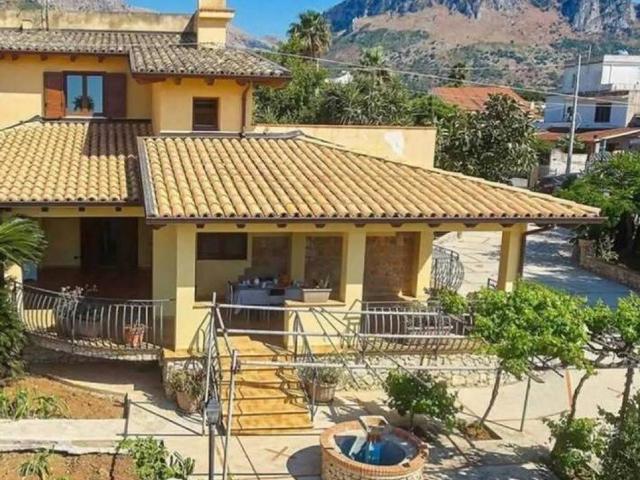 Villa in affitto a Cinisi, posto auto, terrazzo, riscaldamento autonomo TrovaCasa