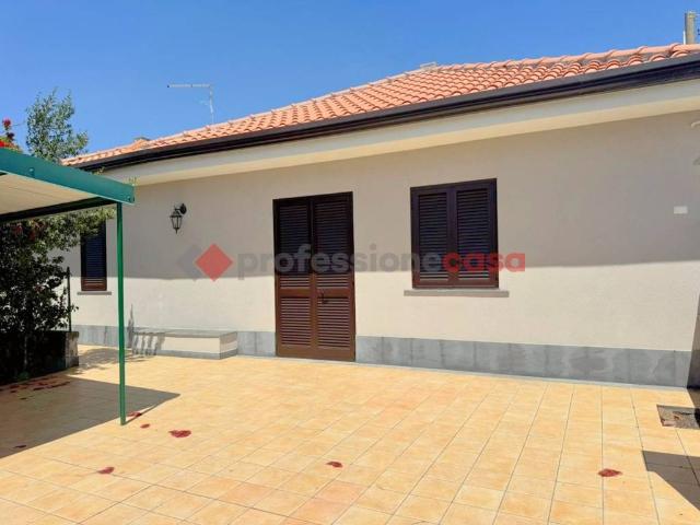 Villa in affitto a Aci Bonaccorsi CT