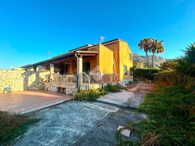 Villa in affitto a Altavilla Milicia PA