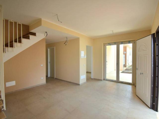 Villa in affitto a Aprilia LT