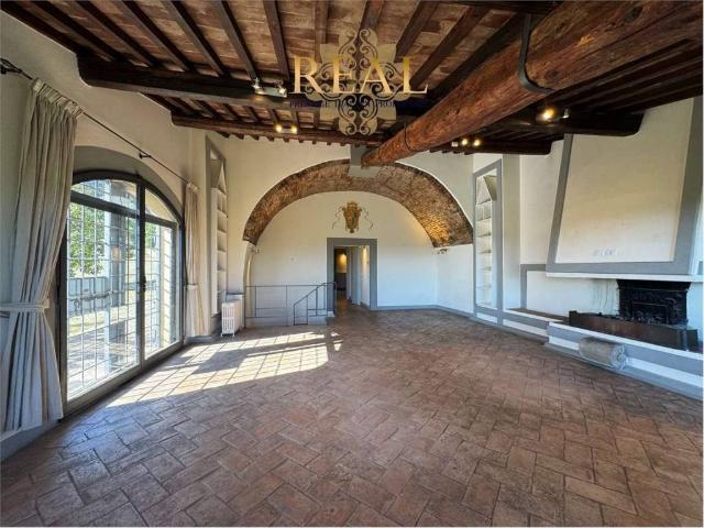Villa in affitto a Bagno a Ripoli via del pulicciano, giardino privato, vista panoramica, caminetto TrovaCasa