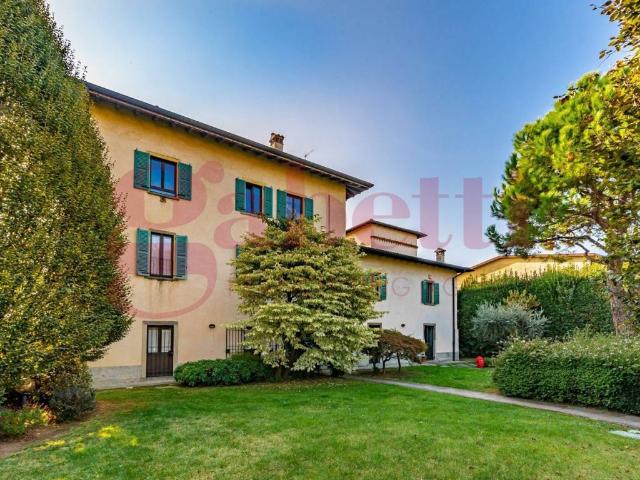 Villa in affitto a Bergamo via Vittorio Gasparini, 16A, giardino privato, posto auto, riscaldamento autonomo TrovaCasa