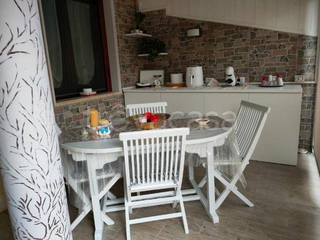 Villa in affitto a Brindisi via di Torre Testa, arredato, giardino privato, riscaldamento autonomo TrovaCasa
