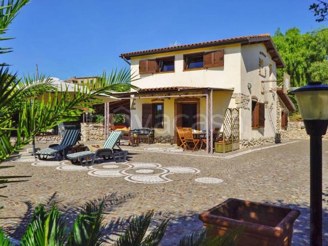 Villa in affitto a Gaeta, arredato, giardino privato, vista mare TrovaCasa