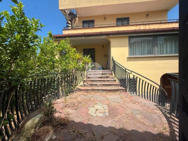 Villa in affitto a Giugliano in Campania NA