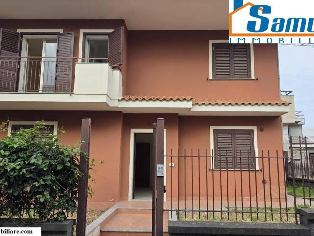 Villa in affitto a Giarre strada 80, non arredato/vuoto, giardino privato, posto auto TrovaCasa
