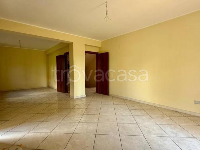 Villa in affitto a Giarre via Michele Grassi Barbagallo, 44, non arredato/vuoto, giardino privato, box TrovaCasa