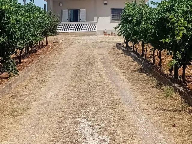 Villa in affitto a Gioia del Colle BA