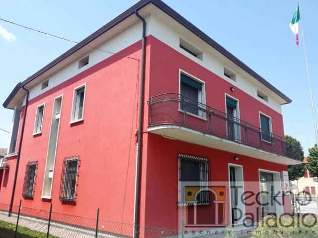 Villa in affitto a Grumolo delle Abbadesse, giardino privato, box, terrazzo TrovaCasa