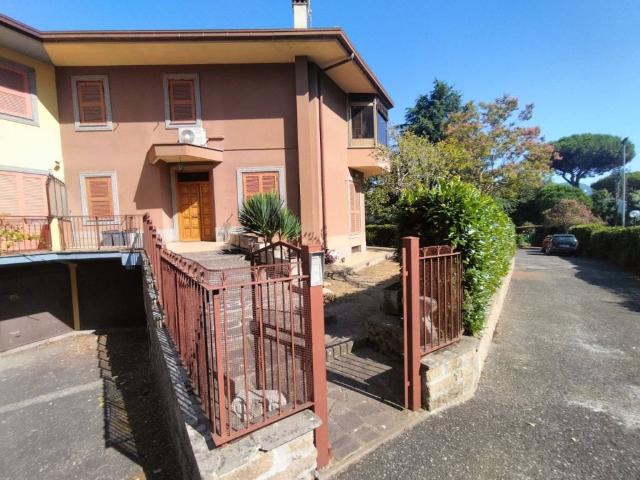 Villa in affitto a Grottaferrata RM