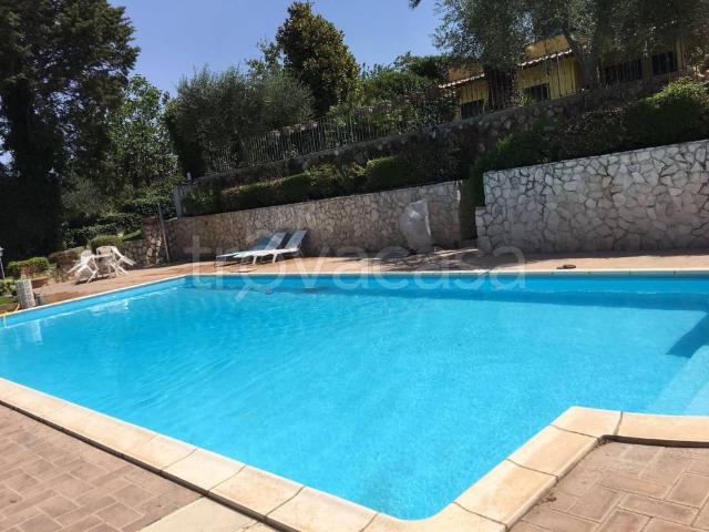 Villa in affitto a Formello via Baccanello, arredato, giardino privato, box TrovaCasa