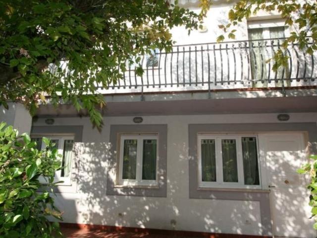 Villa in affitto a Forte dei Marmi, giardino, posto auto, centrale TrovaCasa