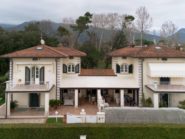 Villa in affitto a Forte dei Marmi LU