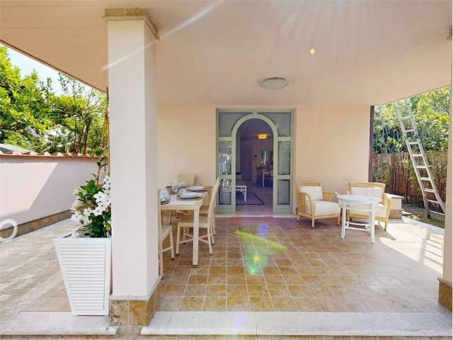Villa in affitto a Forte dei Marmi LU