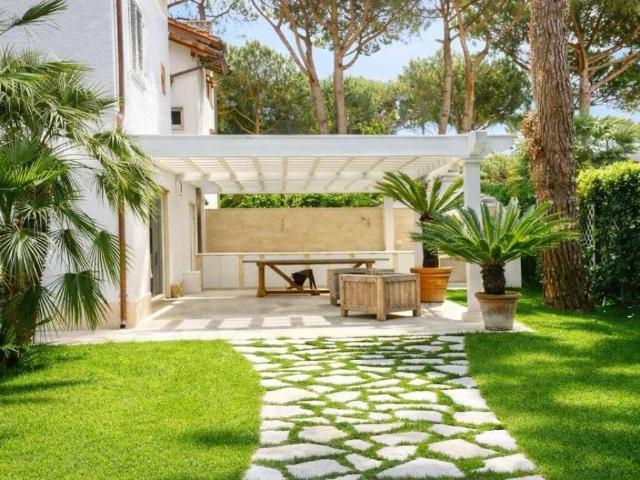 Villa in affitto a Forte dei Marmi LU
