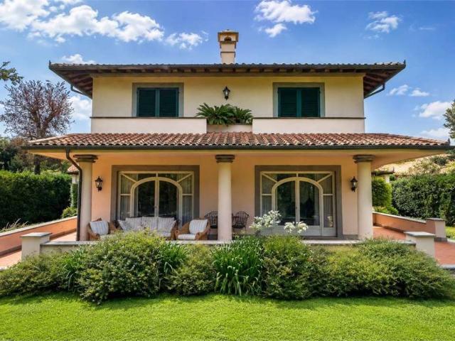Villa in affitto a Forte dei Marmi LU