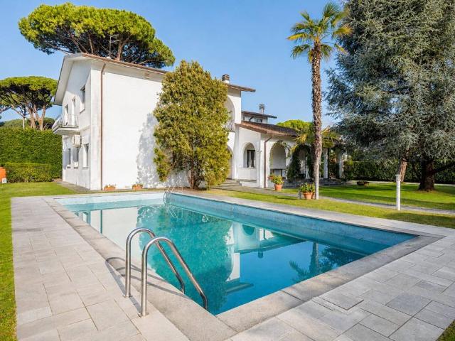 Villa in affitto a Forte dei Marmi LU