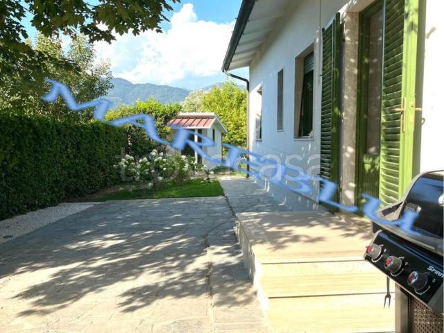 Villa in affitto a Forte dei Marmi via g. Giannotti, 2, arredato, giardino privato, luminoso TrovaCasa
