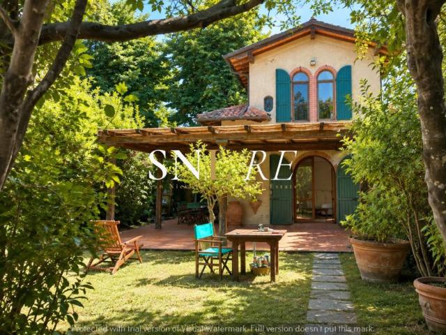 Villa in affitto a Forte dei Marmi via Giosuè Carducci, arredato, giardino privato, posto auto TrovaCasa