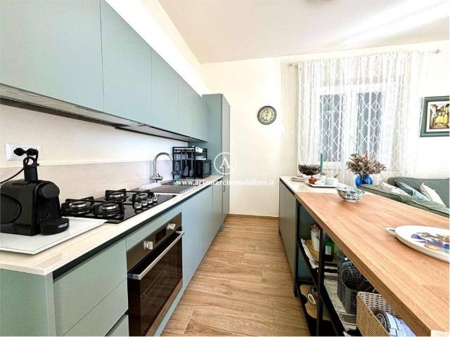 Villa in affitto a Forte dei Marmi via Olmi, arredato, giardino privato, posto auto TrovaCasa