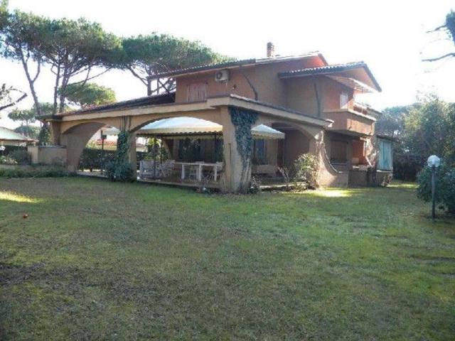 Villa in affitto a Forte Dei Marmi