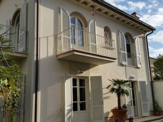 Villa in affitto a Forte Dei Marmi