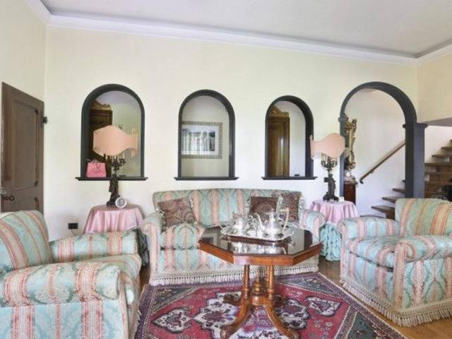 Villa in affitto a Forte Dei Marmi