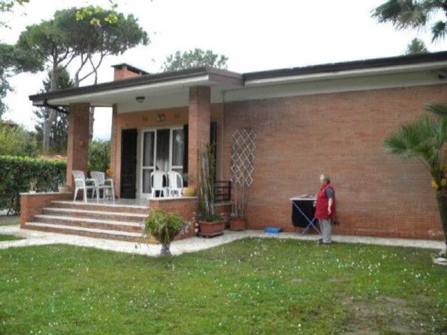 Villa in affitto a Forte Dei Marmi