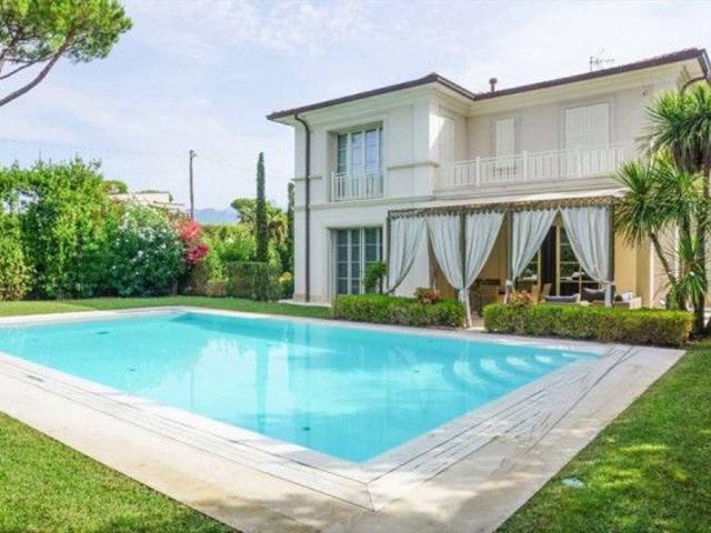 Villa in affitto a Forte Dei Marmi