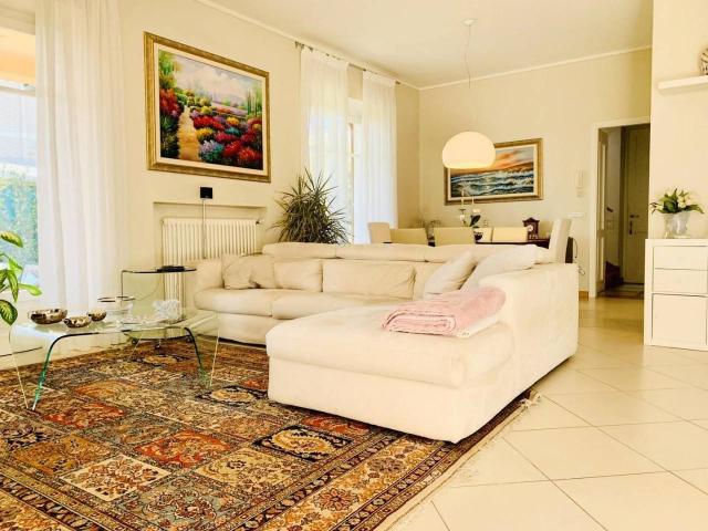 Villa in affitto a Forte Dei Marmi