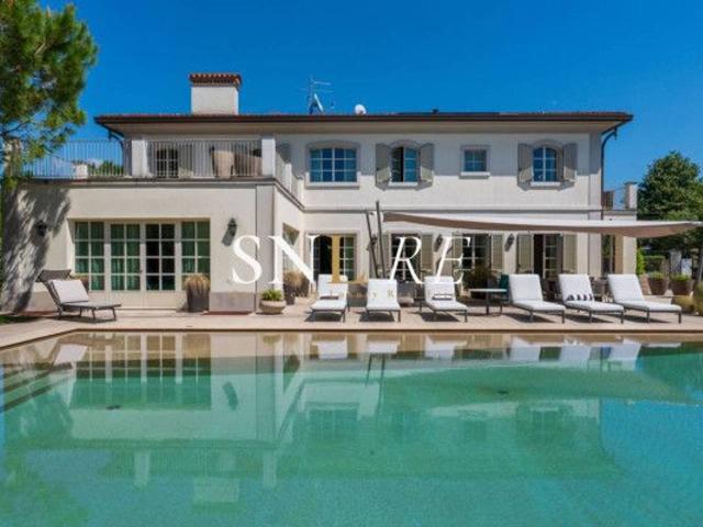 Villa in affitto a Forte Dei Marmi