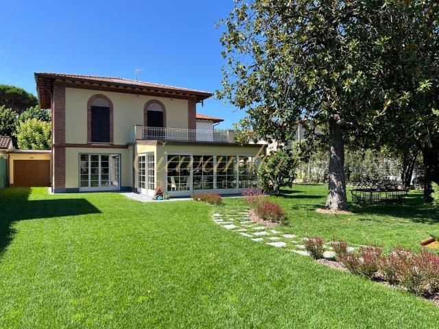 Villa in affitto a Forte Dei Marmi