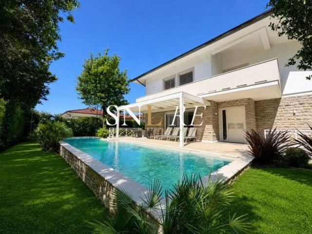Villa in affitto a Forte Dei Marmi