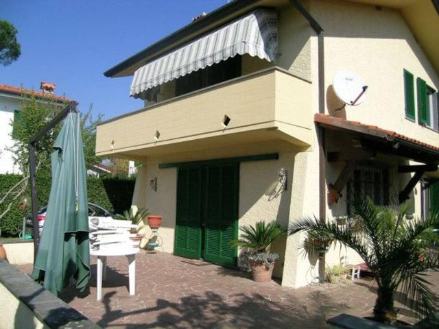 Villa in affitto a Forte Dei Marmi